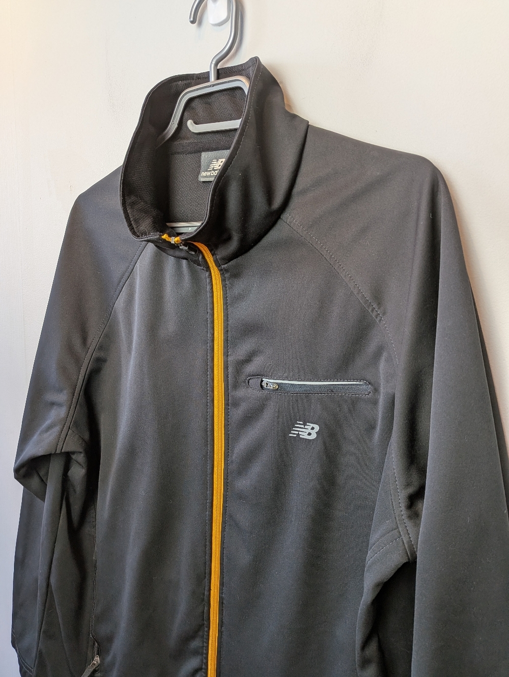 NEW BALANCE Men Mid Season Coat Black Size Medium Windbreaker Waterproof